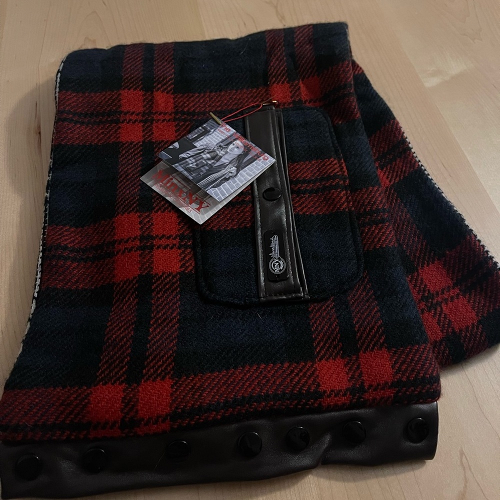MinxNY Plaid Scarf with Pocket